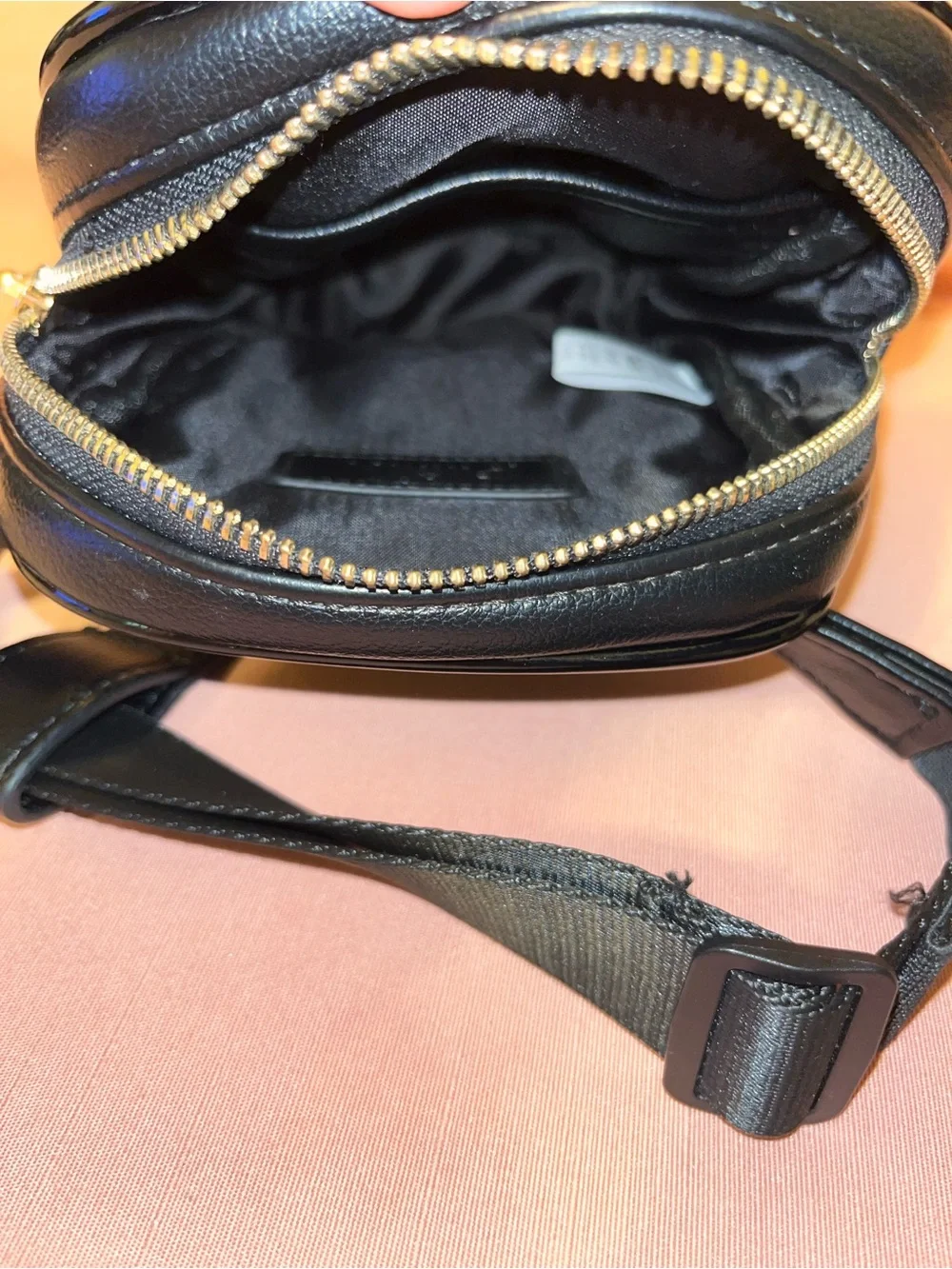 Peak collection Black Men's Crossbody /Camera Bag - Classic Minimal Design